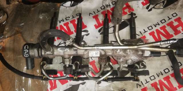 SEAT ATECA  ÇIKMA ENJEKTÖR RAİL HATTI 04L130277 E 04L 089 B 2 0 TDİ CRB MOTOR KODU